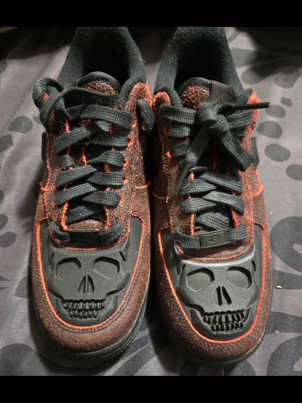 Nike Air Force 1 Low Retro QS Halloween Skull And Orange Crackle